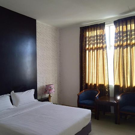 Ginasuite Kompleks27 Hotel Bandar Seri Begawan Exterior foto