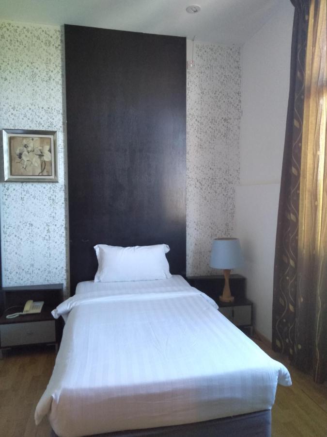 Ginasuite Kompleks27 Hotel Bandar Seri Begawan Exterior foto